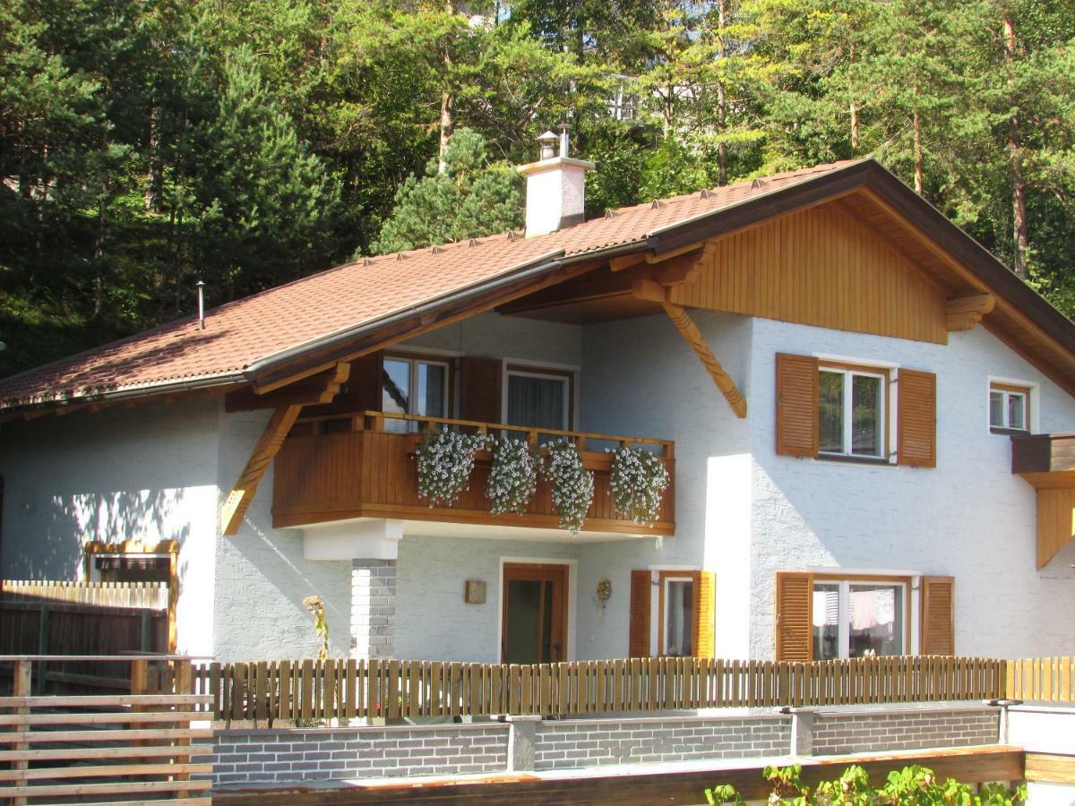 Ferienhaus Tschenett Imst Zewnętrze zdjęcie